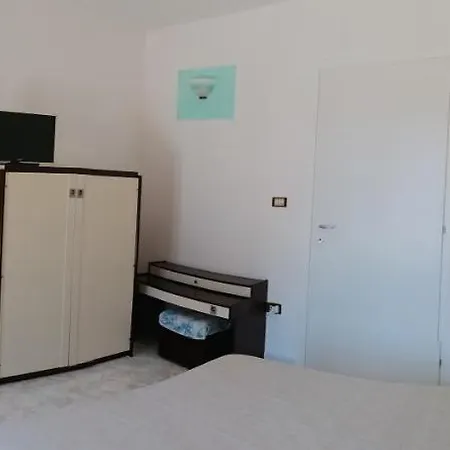 Vacanze Il Parco Alberato 公寓 圣维托诺曼